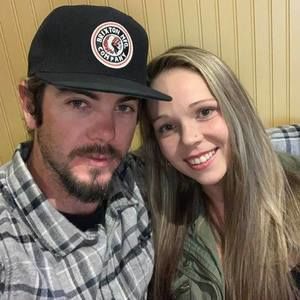 Meet your Posher, Larissa